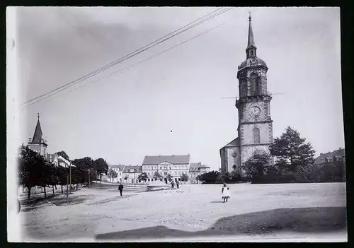 Fotografie Brück & Sohn Meissen, Ansicht Frauenstein / Erzg., Blick auf den Marktplatz mit Kirche