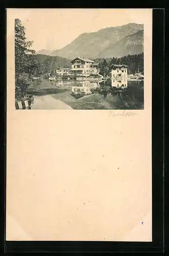 AK Baadersee, Häuser am See vor Bergpanorama