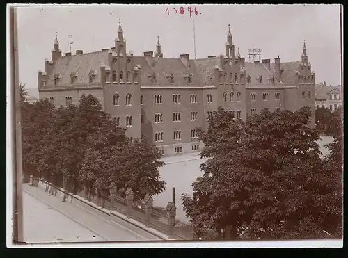 Fotografie Brück & Sohn Meissen, Ansicht Naumburg, Kaserne des Magdeburger Jäger-Bataillon Nr. 4
