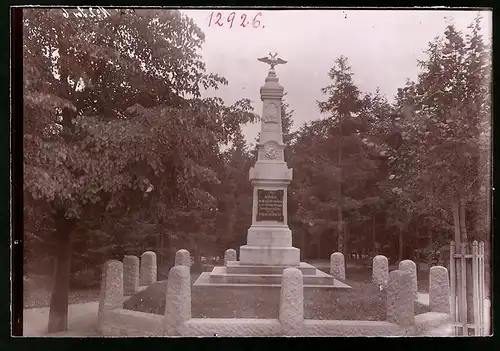 Fotografie Brück & Sohn Meissen, Ansicht Leitmeritz, Kriegerdenkmal k.u.k. Feldjäger Bataillon Nr. 1