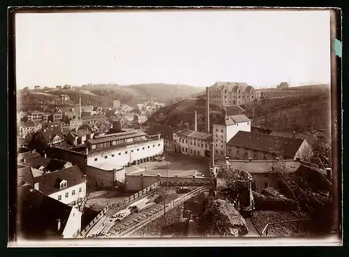 Fotografie Brück & Sohn Meissen, Ansicht Meissen i. Sa., Blick auf die Felsenkellerbrauerei und Turnhalle Frischauf, 1899