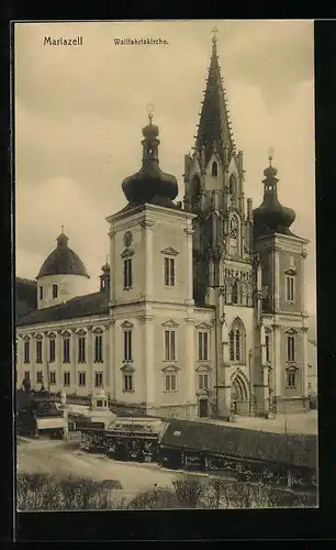 AK Mariazell, Wallfahrtskirche und Marktstände