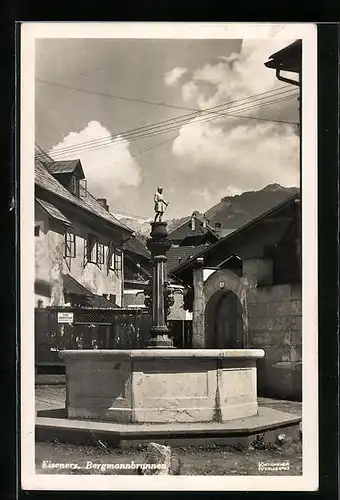 AK Eisenerz, Ortspartie mit dem Bergmannbrunnen