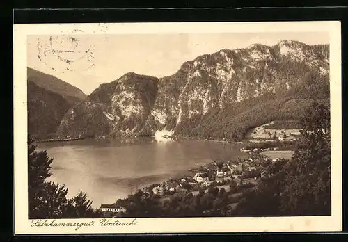 AK Unterach /Salzkammergut, Ortsansicht mit See