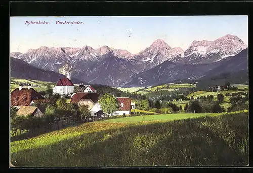 AK Vorderstoder /Pyhrnbahn, Ortsansicht gegen das Gebirge