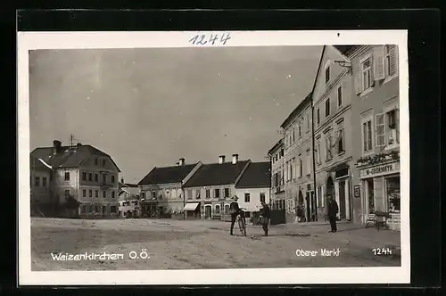 AK Waizenkirchen, Oberer Markt mit Geschäften