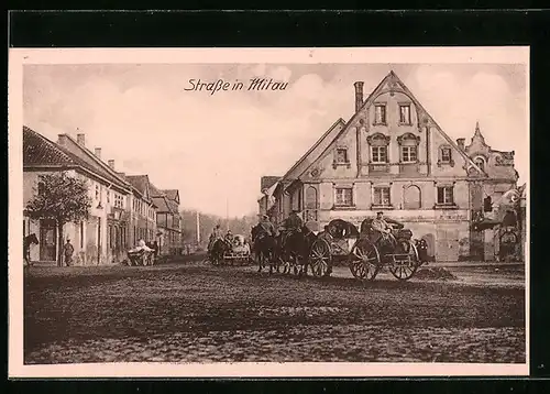 AK Mitau, Strassenpartie mit durchziehenden Soldaten