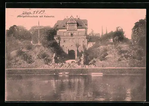 AK Lübeck, Navigationsschule mit Kaisertor