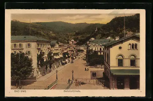 AK Bad Ems, Die Bahnhofstrasse aus der Vogelschau