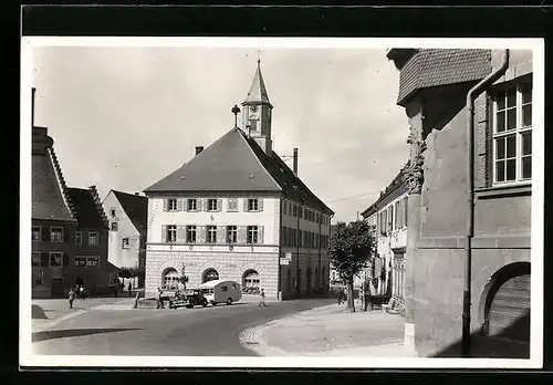 AK Löffingen, Strassenpartie mit Kirche