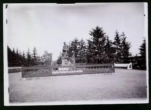 Fotografie Brück & Sohn Meissen, Ansicht Rudelsburg-Kösen, Blick auf das Bismarck Denkmal