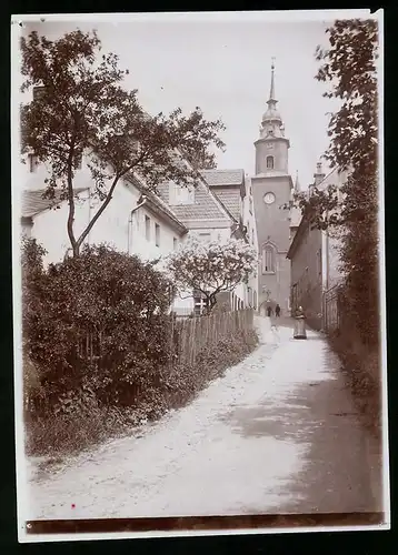Fotografie Brück & Sohn Meissen, Ansicht Oederan i. Sa., Partie im Ort mit Blick zur Kirche