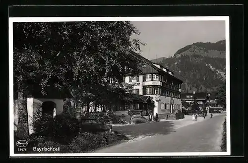 AK Bayrischzell, Strassenpartie am Hotel Alpenrose