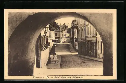 AK Kamenz i. Sa., Blick durch das Klostertor