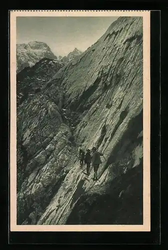 AK Bergsteiger an einer Felswand