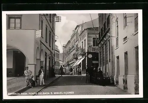 AK Ponta Delgada, Entrada, Strassenpartie