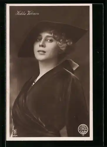 AK Schauspielerin Hedda Vernon mit Hut