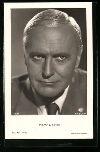 AK Schauspieler Harry Liedtke ernst blickend