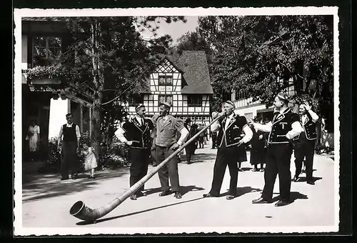 AK Zürich, Schweizerische Landes-Ausstellung 1939, Alphornbläser