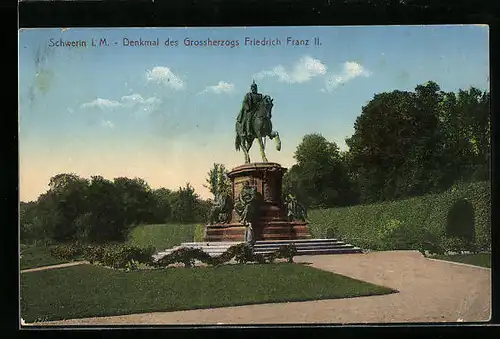 AK Schwerin, Denkmal des Grossherzogs Friedrich Franz II.