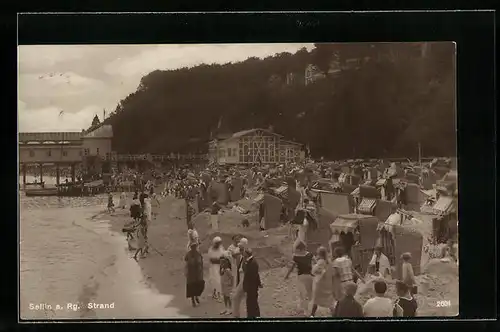 AK Sellin / Rügen, Strand mit Badegästen