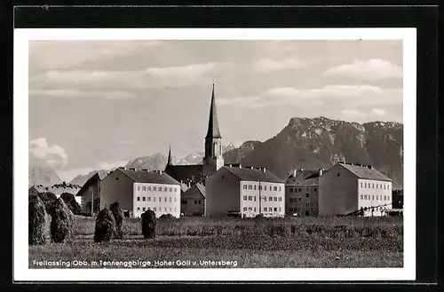 AK Freilassing / Obb., Teilansicht mit Kirche und Tannengebirge