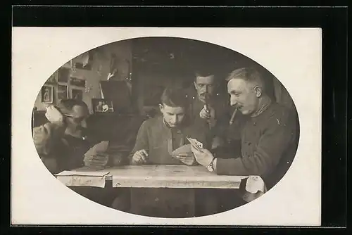 AK Soldaten beim Kartenspiel