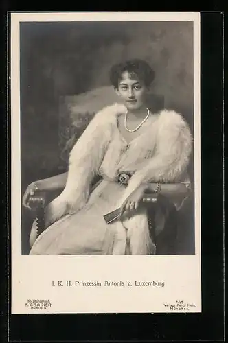 AK I. K. H. Prinzessin Antonia v. Luxemburg elegant im Portrait
