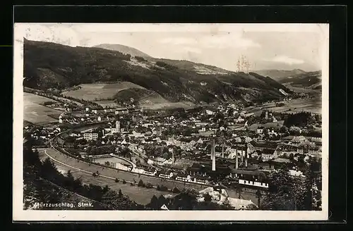 AK Mürzzuschlag, Ortsansicht mit Bahnschienen aus der Vogelschau