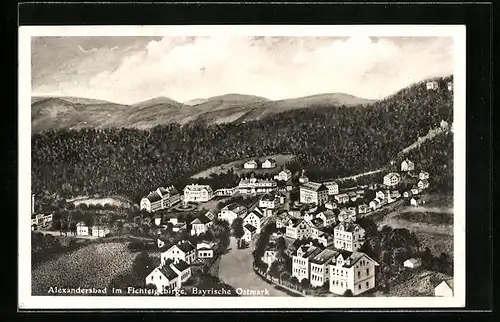 AK Alexandersbad / Fichtelgebirge, Gesamtansicht, Luftbild