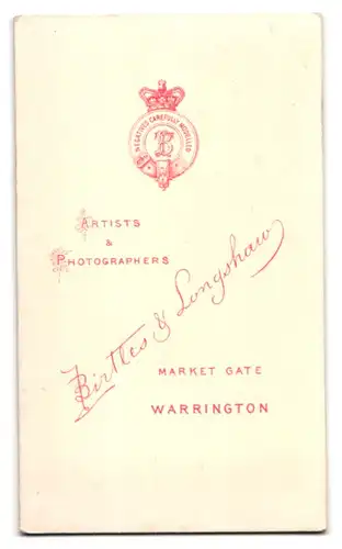 Fotografie Birtles & Longshaw, Warrington, Market Gate, Portrait charmanter blonder Mann mit Schnurrbart