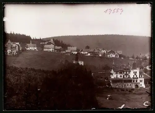 Fotografie Brück & Sohn Meissen, Ansicht Bärenfels i. Erzg., Blick auf den Ort mit Hotel Kaiserhof, von der Tellkoppe
