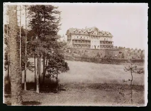 Fotografie Brück & Sohn Meissen, Ansicht Mühlhausen i. V., Blick auf das Genesungsheim des OKK Plauen