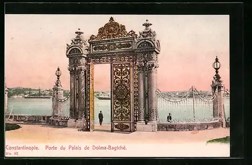 AK Constantinople, Porte du Palais de Dolma-Bagtché