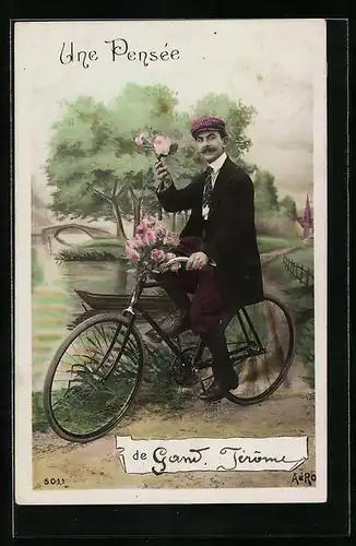 AK Une Pensée de Gand, Herr mit Blumen auf einem Fahrrad