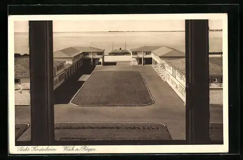 AK Wiek /Rügen, Sächsisches Kinderheim mit Hof und Seeblick