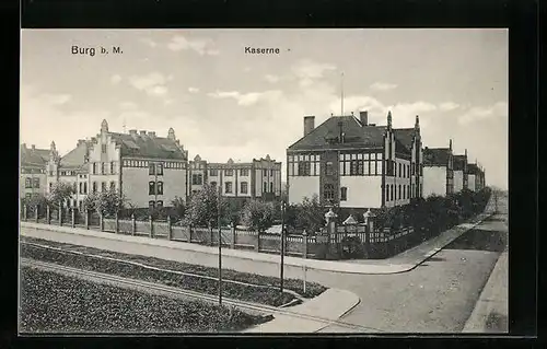 AK Burg, Strassenpartie mit Kaserne