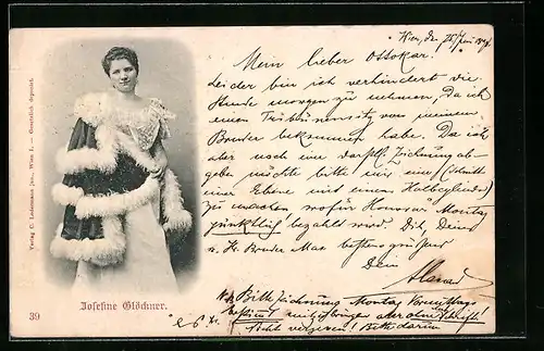 AK Schauspielerin Josefine Glöckner mit einem Umhang