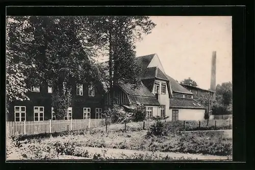AK Oldendorf /Kr. Stade, Gasthaus H. Neumann, Gebäudeansicht von einem Garten aus