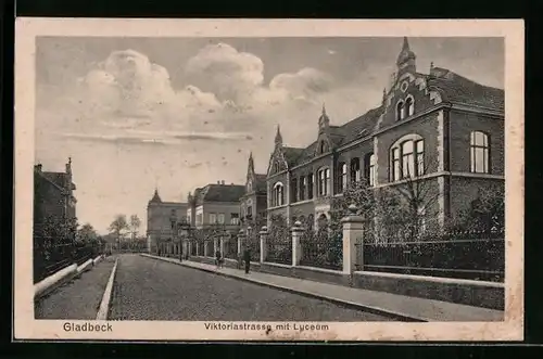 AK Gladbeck, Viktoriastrasse mit Lyceum