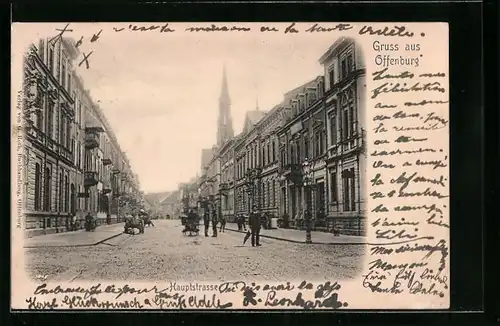 AK Offenburg, Hauptstrasse mit Passanten