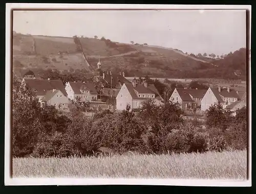 Fotografie Brück & Sohn Meissen, Ansicht Zitzschewig, Blick auf die Wohnhäuser und Kirche Obere Bergstrasse