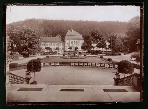 Fotografie Brück & Sohn Meissen, Ansicht Bad Elster, Blick nach dem Albertbad mit Vorplatz