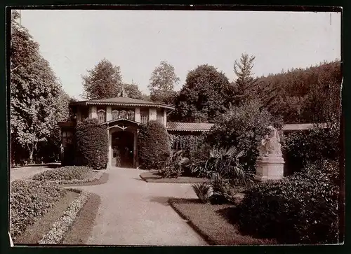 Fotografie Brück & Sohn Meissen, Ansicht Bad Elster, Partie an der Salzquelle gegenüber der Moritzquelle