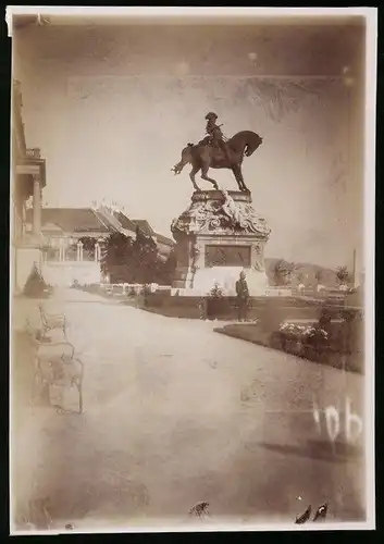Fotografie Brück & Sohn Meissen, Ansicht Budapest, Partie am Prinz Eugen Denkmal vor der königlichen Burg