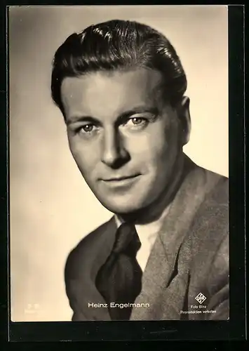 AK Schauspieler Heinz Engelmann im Anzug