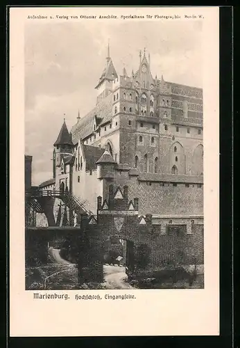 AK Marienburg, Hochschloss, Eingangseite