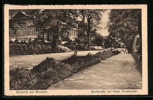 AK Schierke am Brocken, Dorfstrasse mit Hotel Fürstenhöh