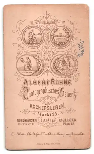 Fotografie A. Bohne, Aschersleben, Markt 25, Bildhübsche Dame im Kleid