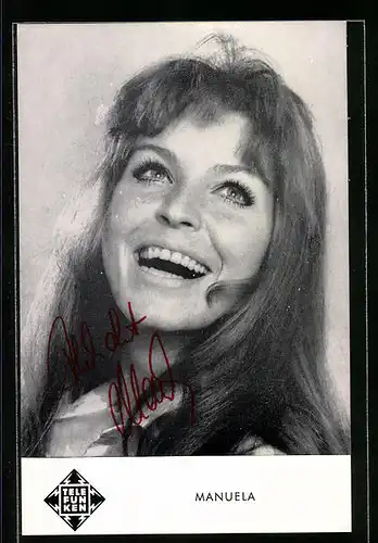 AK Musikerin Manuela mit freundlichen Lachen, Autograph